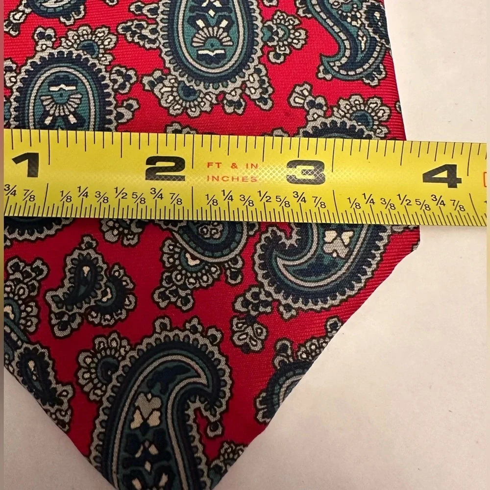 Bert Pulitzer Men's Necktie Tie‎ Silk Red Blue Green Paisley Made in USA